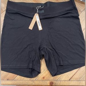 SKIMS SOFT LOUNGE BOXER